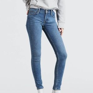 Levi's Skinny Jeans size 26